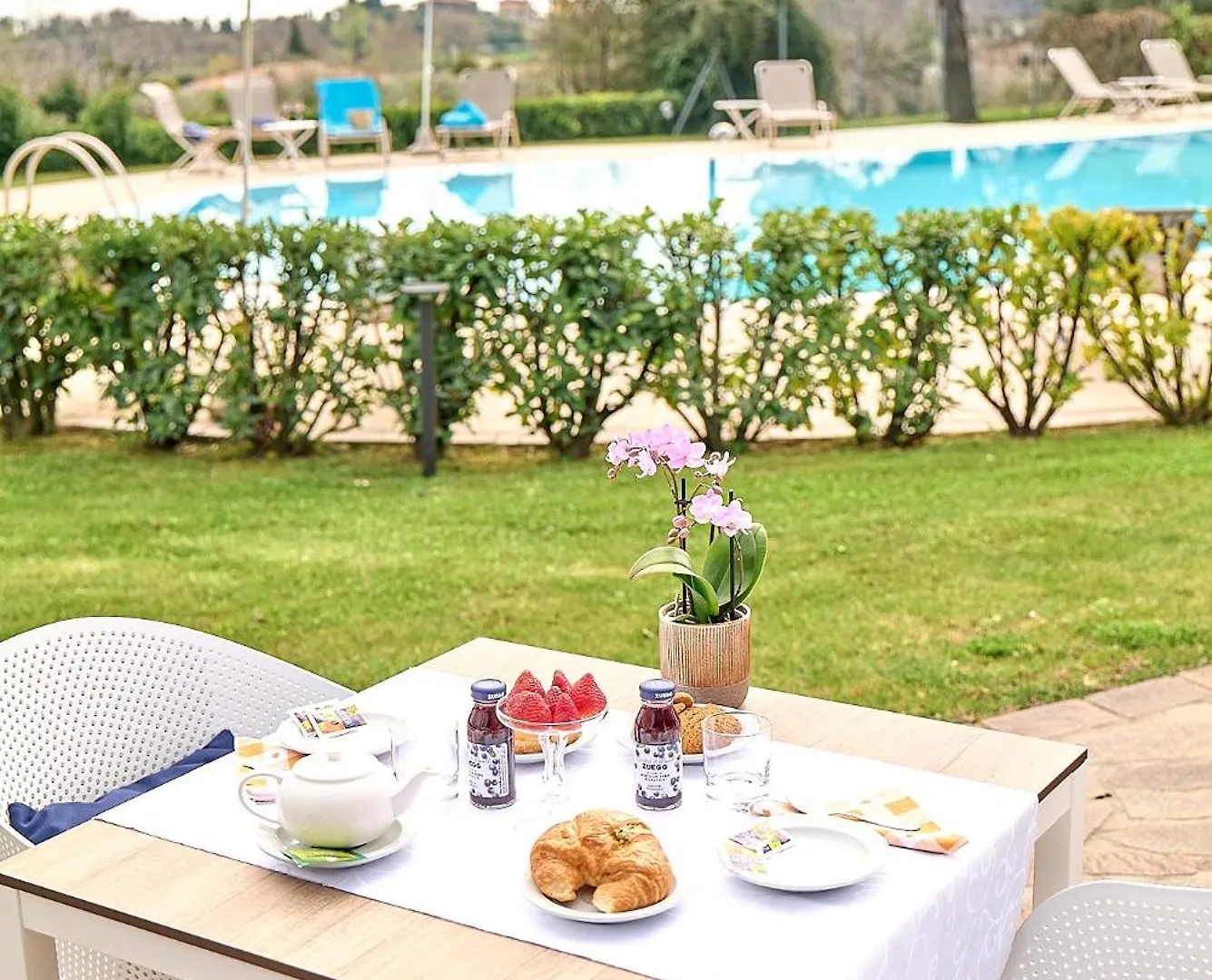 Aparthotel Moniga Resort Moniga del Garda Itálie